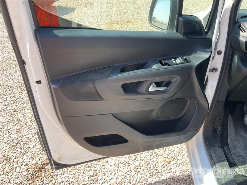 Citroën Berlingo 5 Passenger Van Panel vans