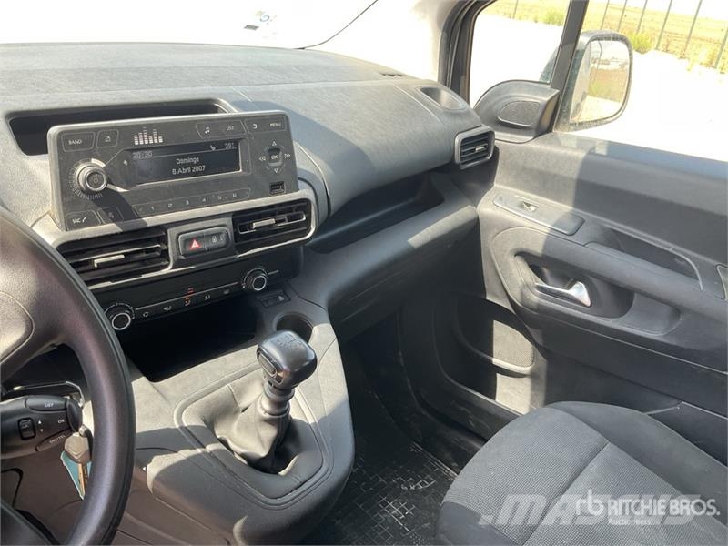 Citroën Berlingo 5 Passenger Van Panel vans