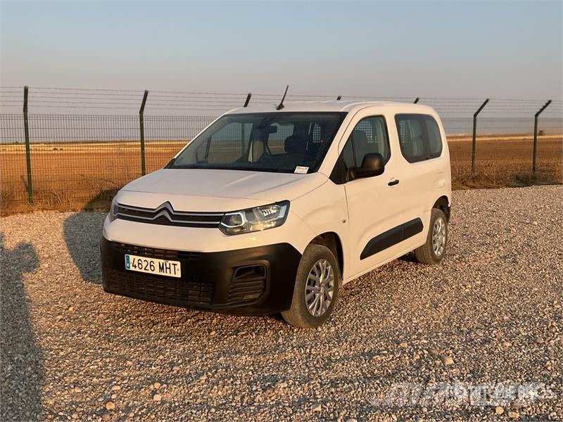 Citroën Berlingo 5 Passenger Van Panel vans