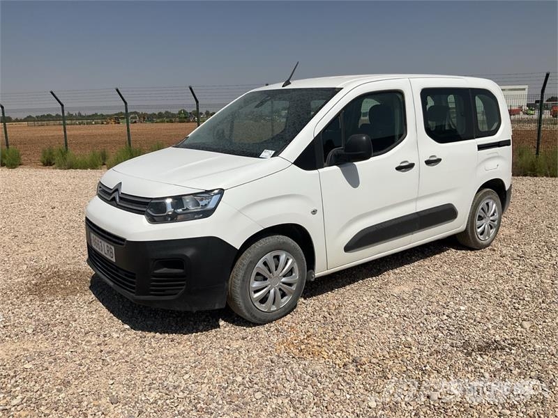 Citroën Berlingo 5 Passenger Van Panel vans