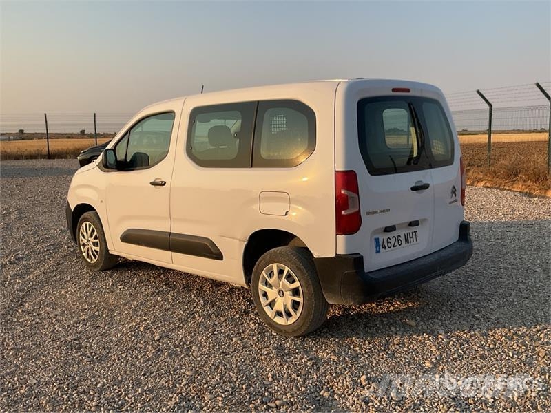 Citroën Berlingo 5 Passenger Van Panel vans