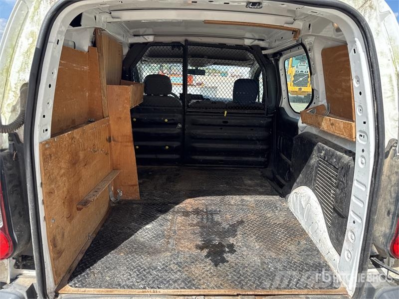 Citroën Berlingo Dangel 4x4 Vehicule Utilitaire Cargo Van Furgonetas /Furgón