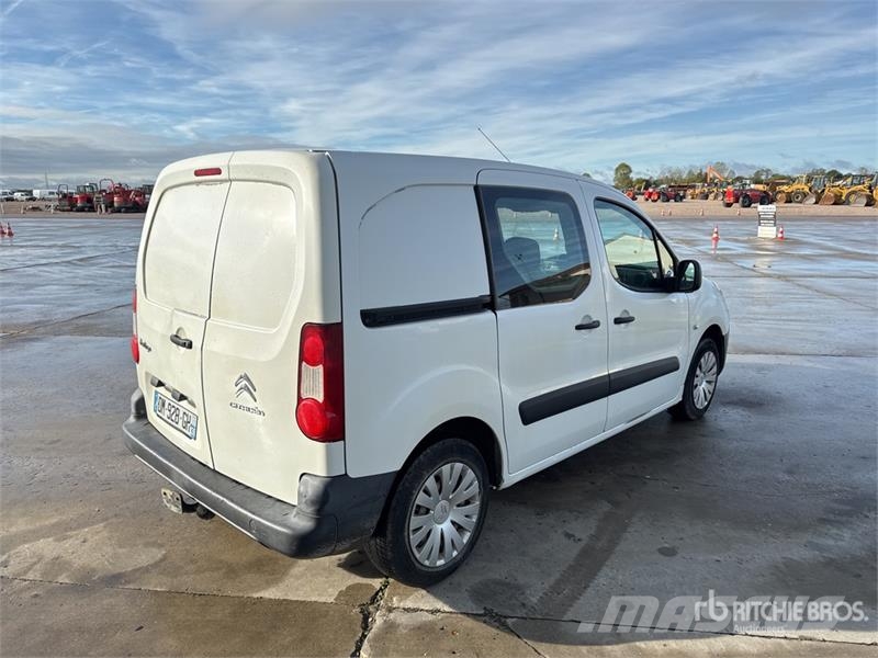 Citroën Berlingo Fourgon Cargo Van Lieferwagen