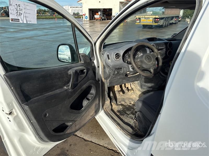 Citroën Berlingo Fourgon Cargo Van Lieferwagen