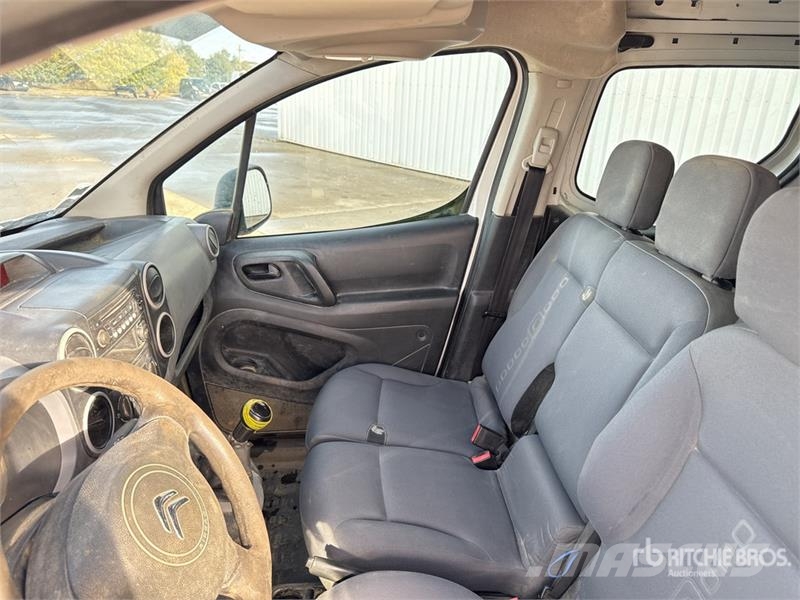 Citroën Berlingo Fourgon Cargo Van Lieferwagen