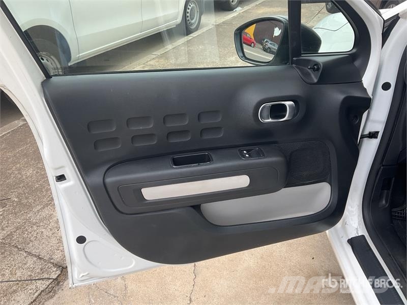 Citroën C3 Automobile Automobily