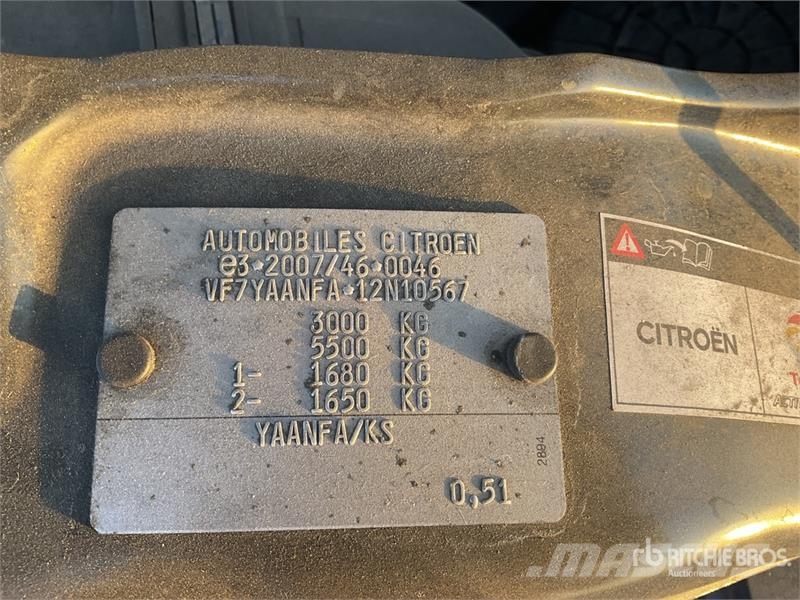 Citroën Jumper Cargo Van شاحنة مقفلة