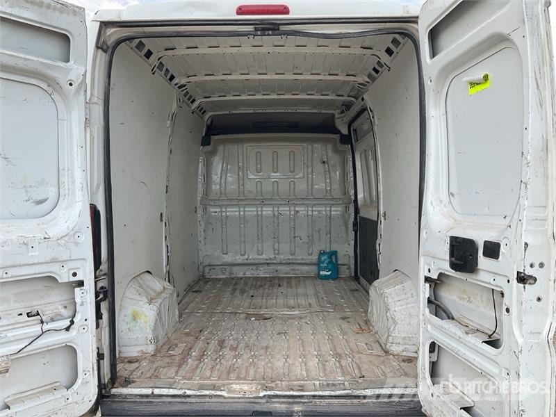 Citroën Jumper HDI Cargo Van Furgonetas /Furgón