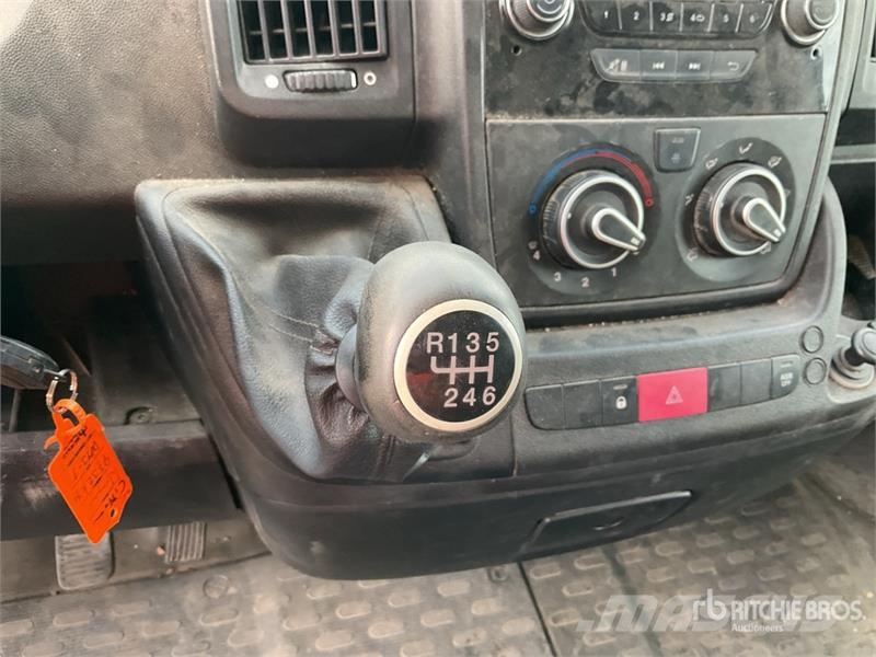 Citroën Jumper HDI Cargo Van Furgonetas /Furgón