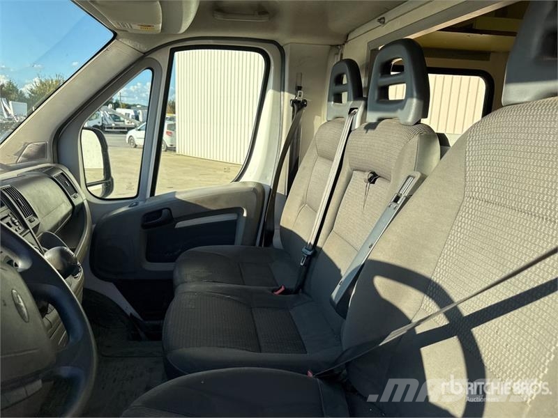 Citroën Jumper Vehicule Utilitaire Cargo Van Panel vans