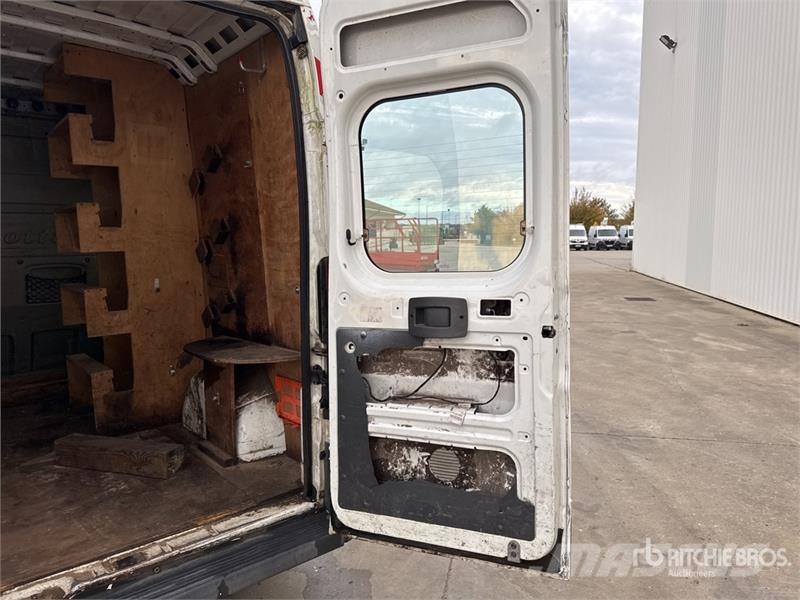 Citroën Jumper Vehicule Utilitaire Cargo Van Panel vans