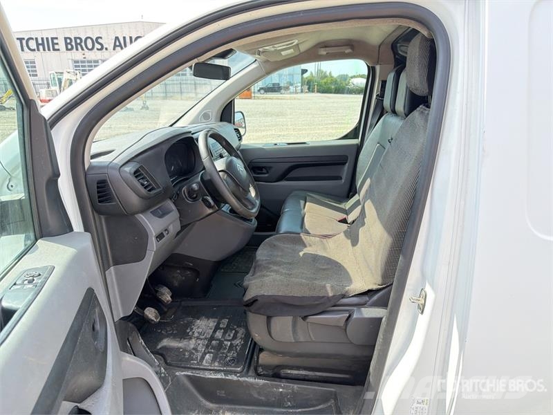 Citroën Jumpy Cargo Van Ванове за доставки