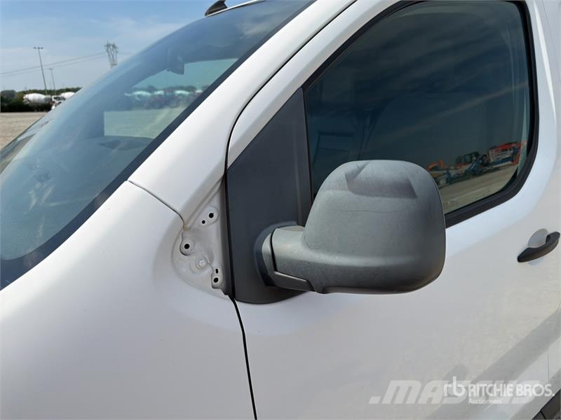 Citroën Jumpy Cargo Van Ванове за доставки