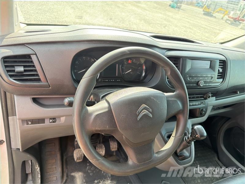 Citroën Jumpy Cargo Van Ванове за доставки
