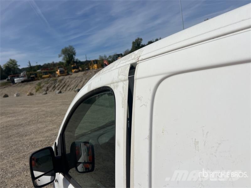 Citroën Jumpy Vehicule Utilitaire Cargo Van Furgonetas /Furgón