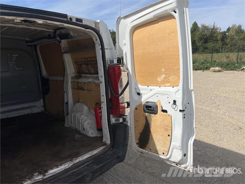 Citroën Jumpy Vehicule Utilitaire Cargo Van Furgonetas /Furgón