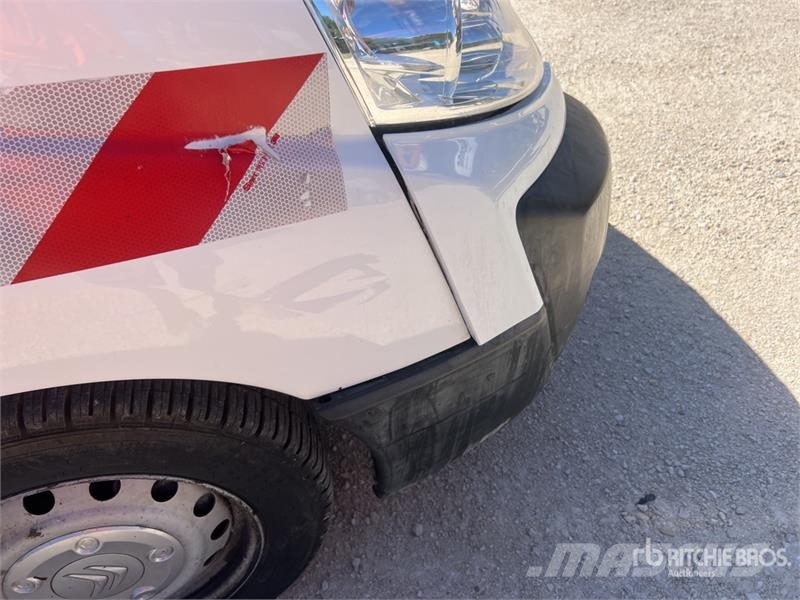 Citroën Jumpy Vehicule Utilitaire Cargo Van Lätta skåpbilar