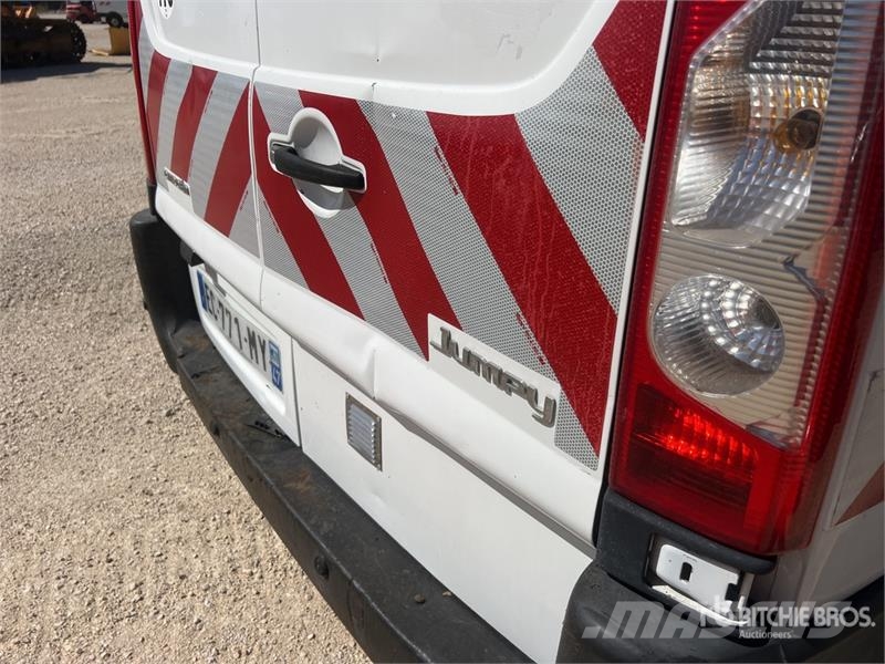 Citroën Jumpy Vehicule Utilitaire Cargo Van Lätta skåpbilar