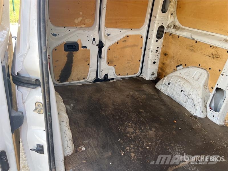 Citroën Jumpy Vehicule Utilitaire Cargo Van Furgonetas /Furgón