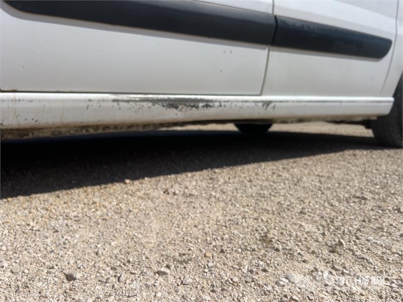 Citroën Jumpy Vehicule Utilitaire Cargo Van Lätta skåpbilar