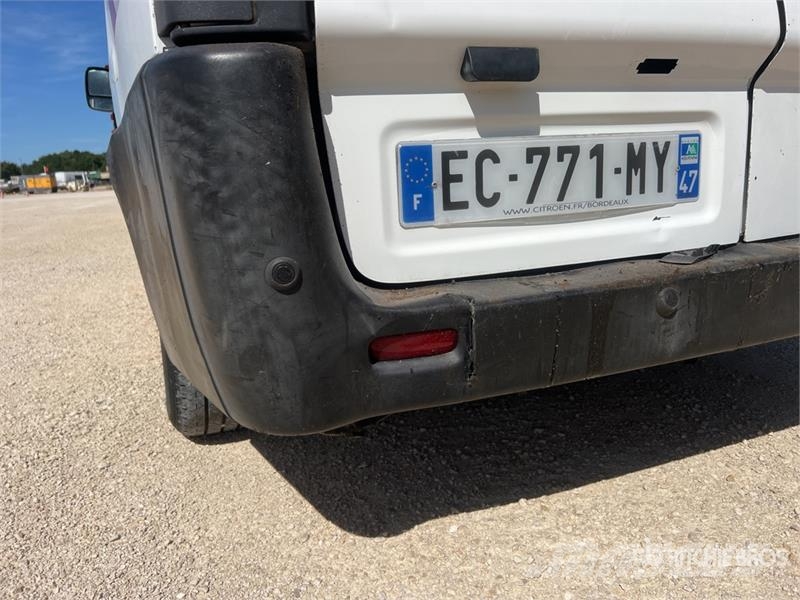 Citroën Jumpy Vehicule Utilitaire Cargo Van Lätta skåpbilar