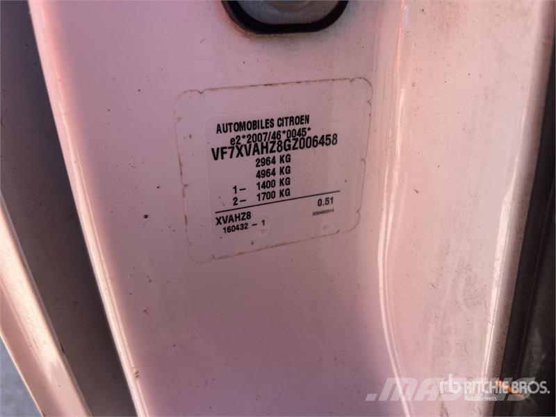 Citroën Jumpy Vehicule Utilitaire Cargo Van Lätta skåpbilar