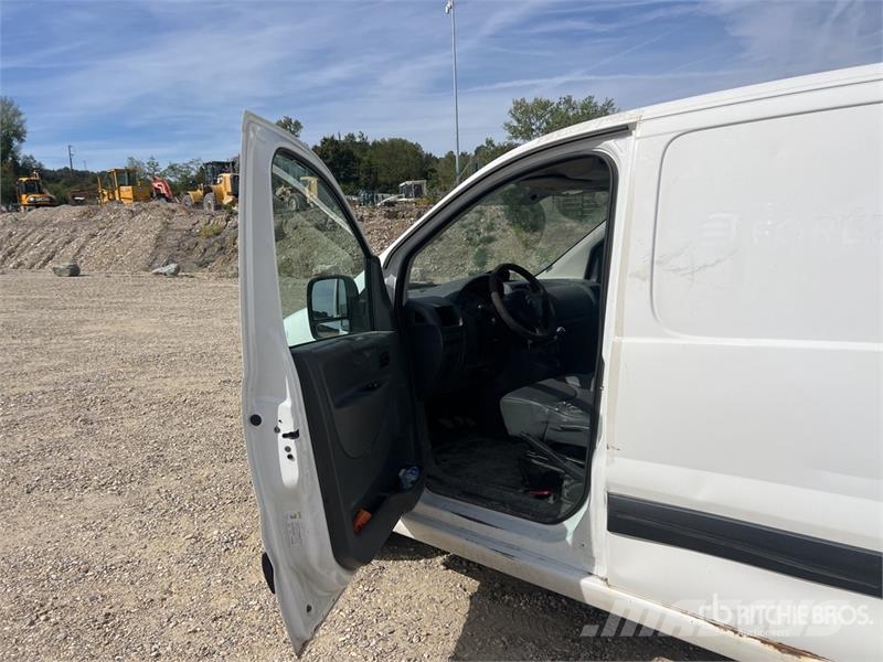 Citroën Jumpy Vehicule Utilitaire Cargo Van Furgonetas /Furgón
