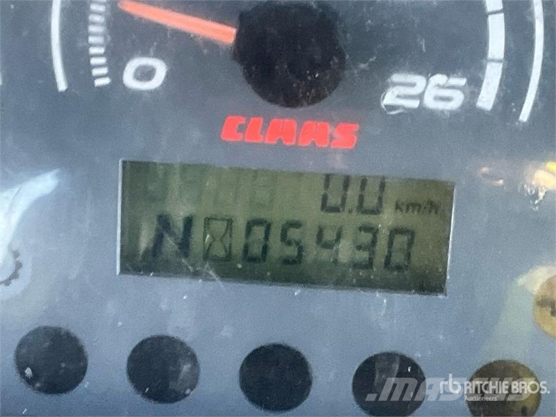CLAAS 240F Nexos 4WD Tractor Traktoren