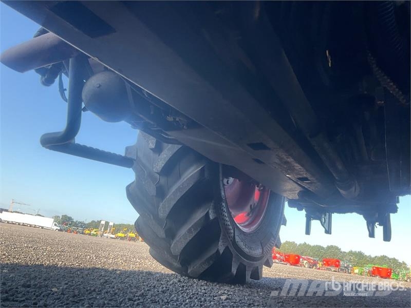 CLAAS 240F Nexos 4WD Tractor Traktoren