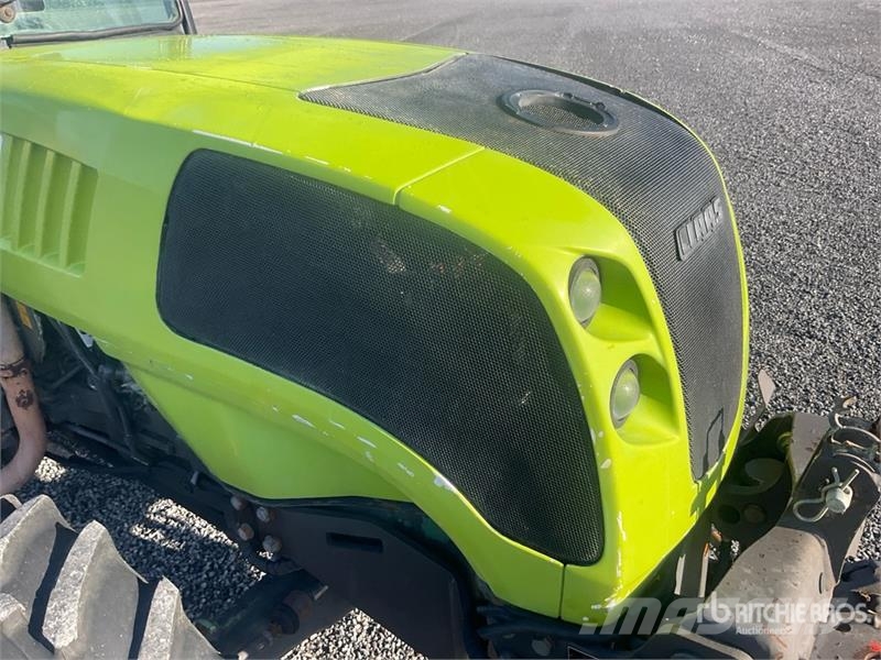 CLAAS 240F Nexos 4WD Tractor Traktoren