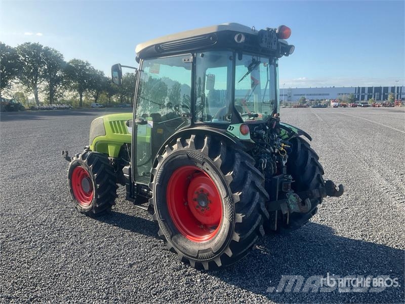 CLAAS 240F Nexos 4WD Tractor Traktoren