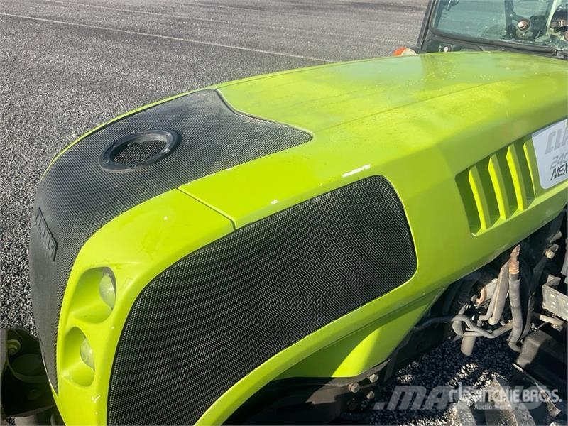 CLAAS 240F Nexos 4WD Tractor Traktoren