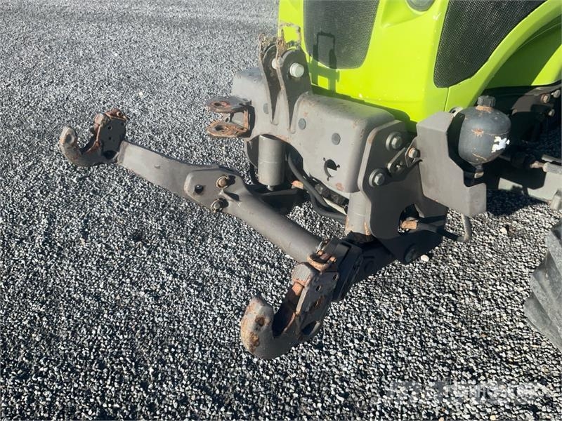 CLAAS 240F Nexos 4WD Tractor Traktoren