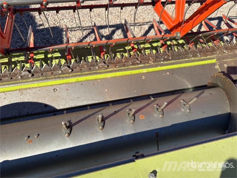 CLAAS 570 C Combine Harvester Mejetærskere