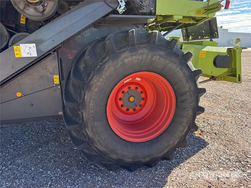 CLAAS 570 C Combine Harvester Mejetærskere