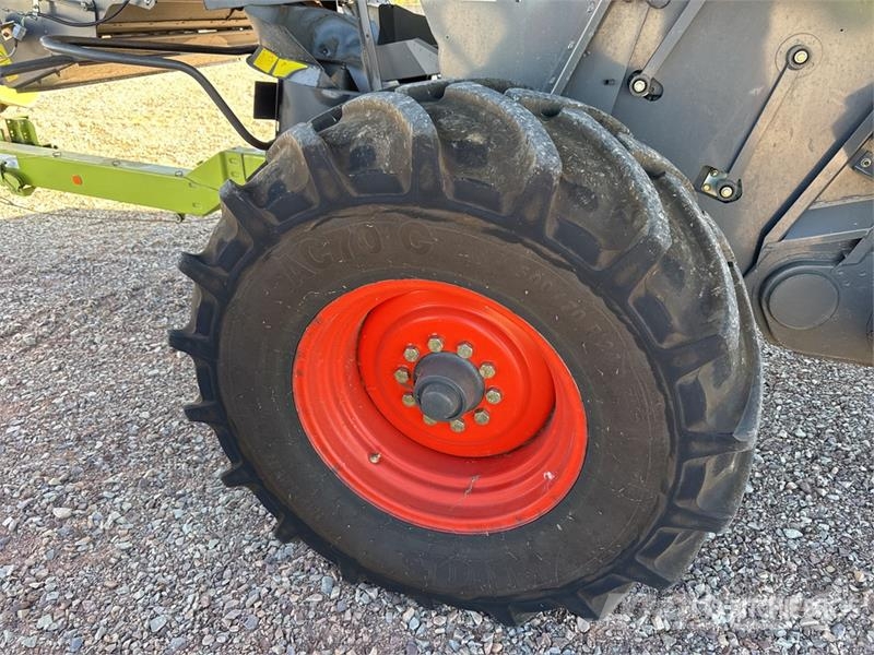 CLAAS 570 C Combine Harvester Mejetærskere
