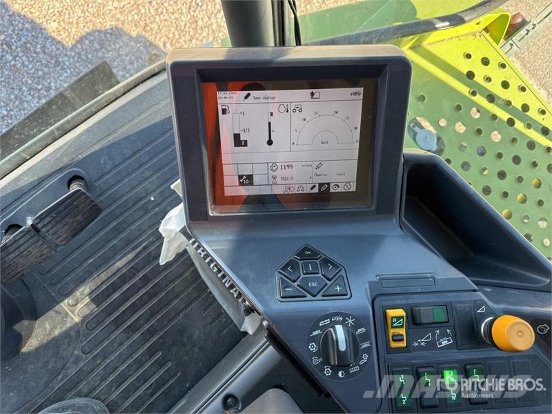 CLAAS 570 C Combine Harvester Mejetærskere