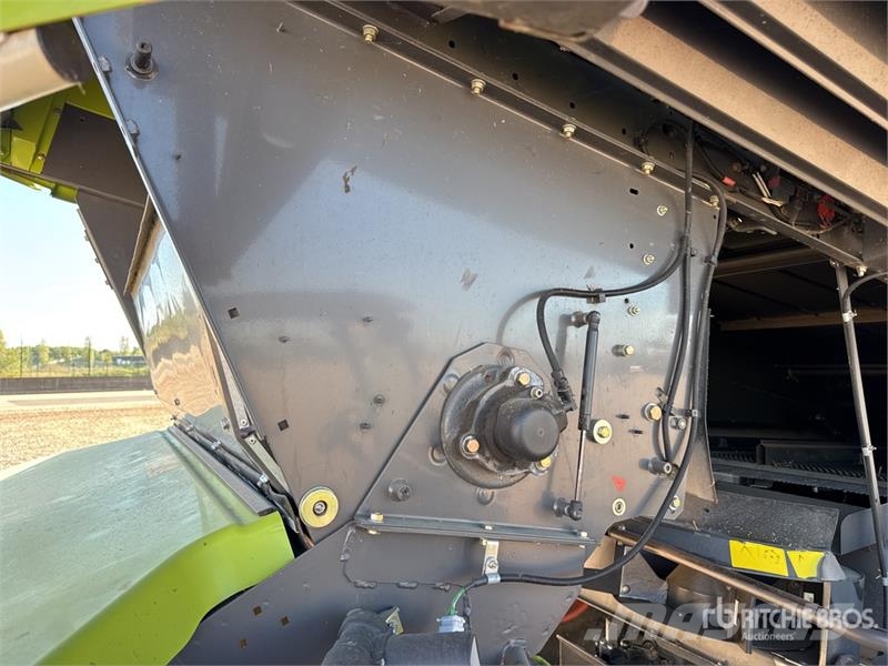 CLAAS 570 C Combine Harvester Mejetærskere