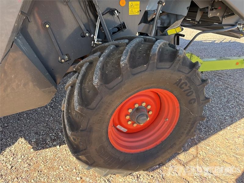 CLAAS 570 C Combine Harvester Mejetærskere