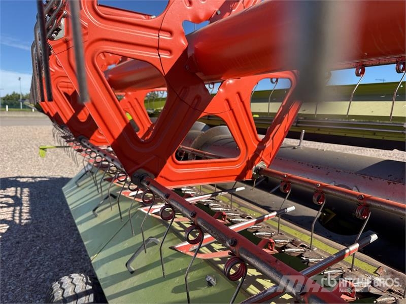 CLAAS 570 C Combine Harvester Mejetærskere
