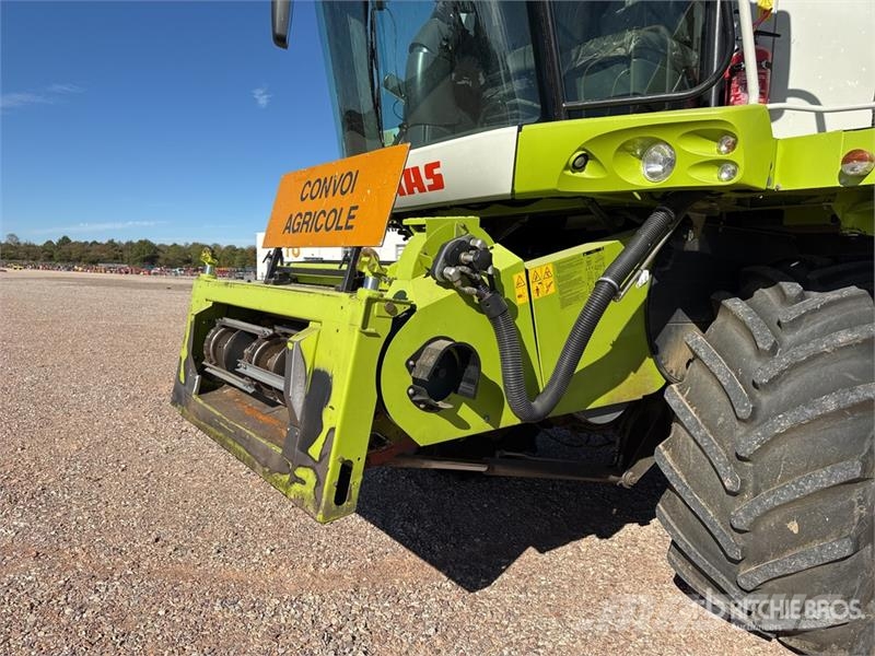 CLAAS 570 C Moissonneuse-Batteuse Combine Harvester Kombinované zberacie stroje