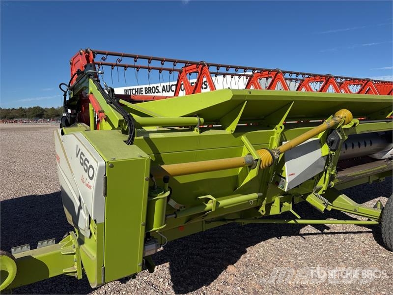 CLAAS 570 C Moissonneuse-Batteuse Combine Harvester Kombinované zberacie stroje
