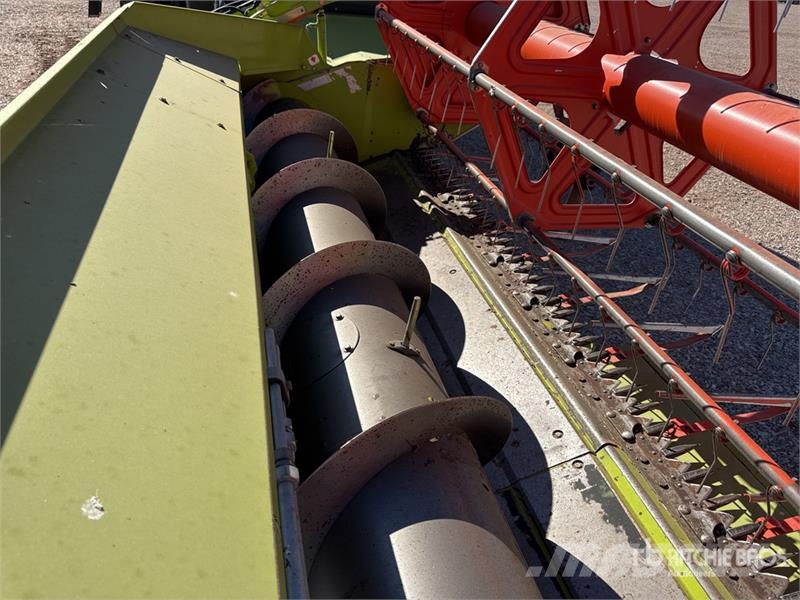 CLAAS 570 C Moissonneuse-Batteuse Combine Harvester Kombinované zberacie stroje