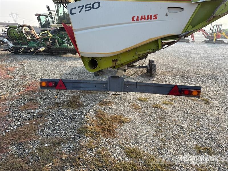 CLAAS 570 TERRA TRAC Combine Harvester Skördetröskor