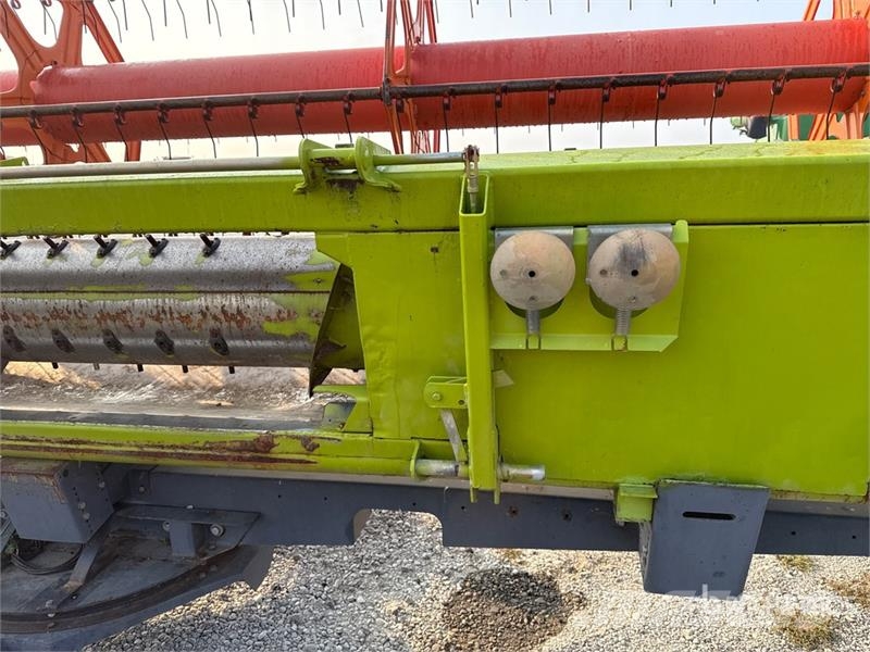 CLAAS 570 TERRA TRAC Combine Harvester Skördetröskor