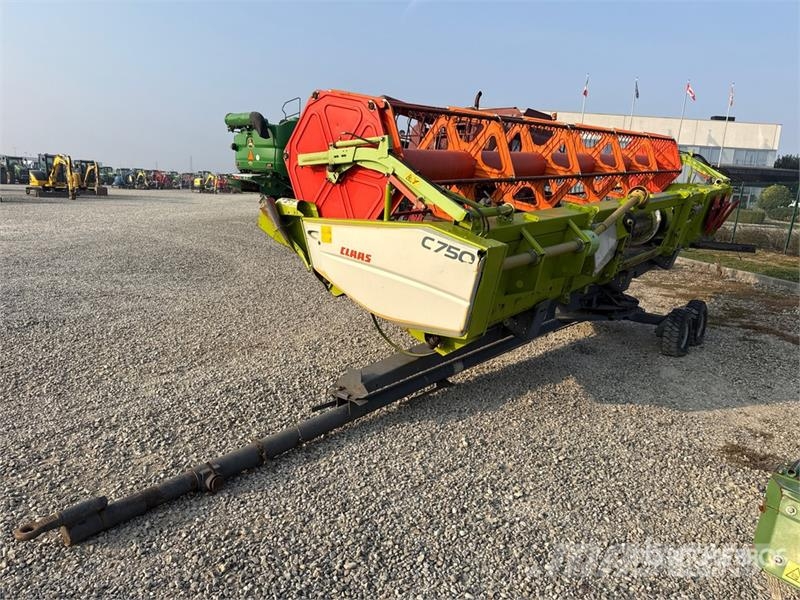 CLAAS 570 TERRA TRAC Combine Harvester Skördetröskor