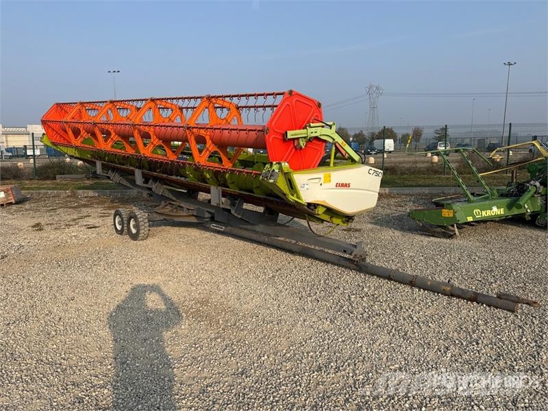 CLAAS 570 TERRA TRAC Combine Harvester Skördetröskor