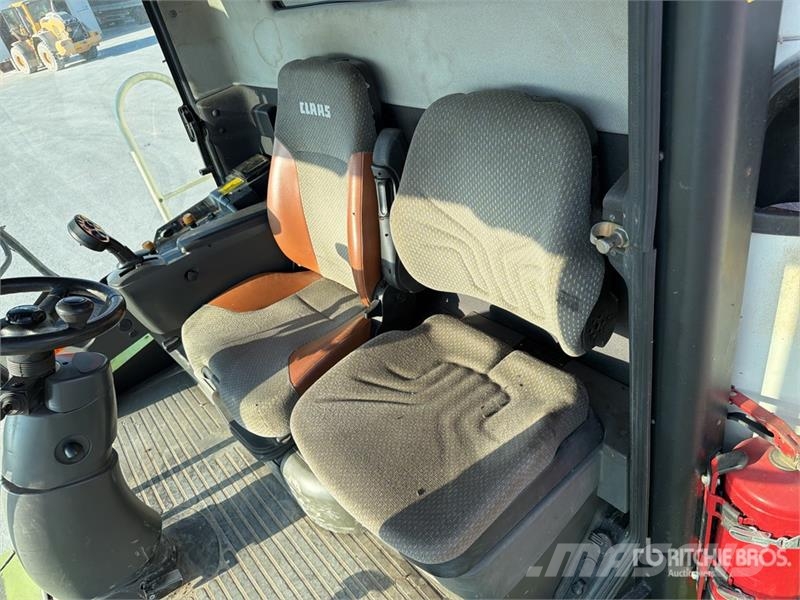 CLAAS 570 TERRA TRAC Combine Harvester Θεριζοαλωνιστικές μηχανές