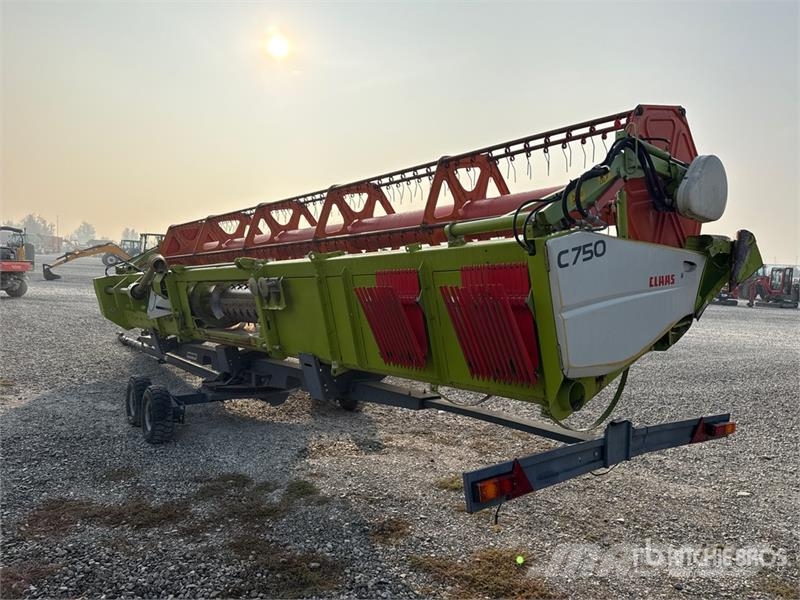 CLAAS 570 TERRA TRAC Combine Harvester Skördetröskor