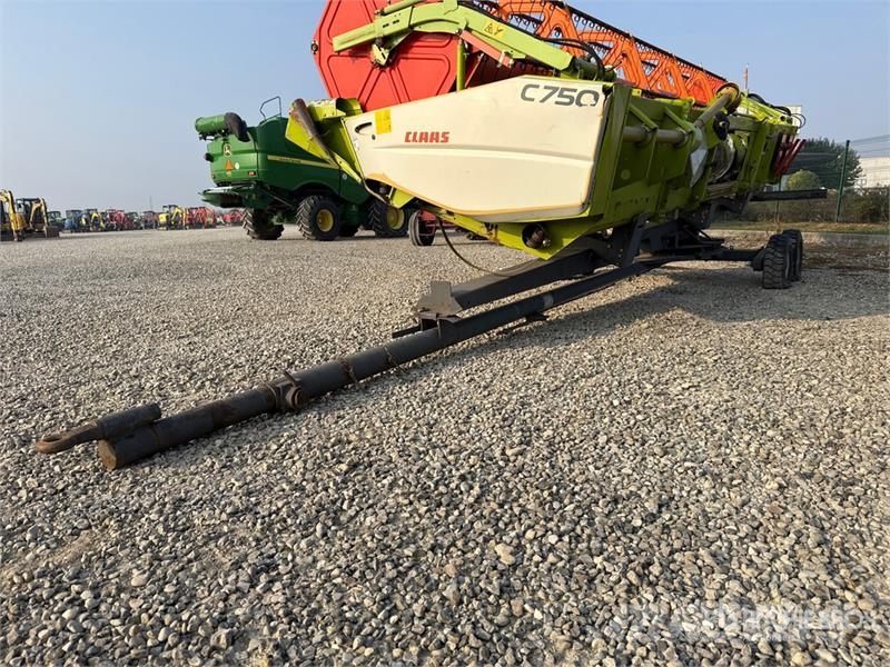 CLAAS 570 TERRA TRAC Combine Harvester Skördetröskor